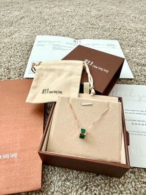 Solid 18K Rose Gold Malachite Necklace - Chow Sang Sang